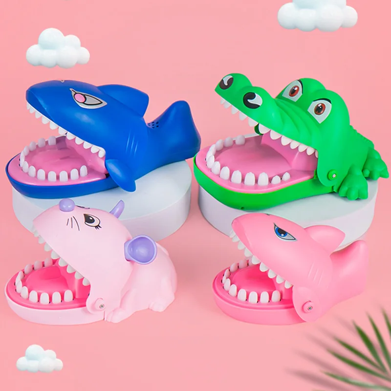 Играчки със зъби на крокодил за деца, игри с аллигатором, кусающим пръст на зъболекар. Забавна игра за партита и деца, теглене на късмет, детски играчки